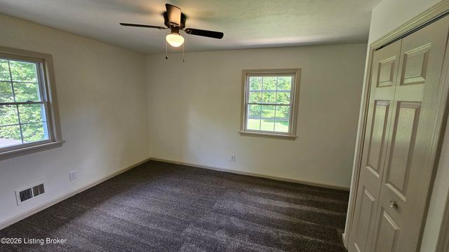 4117 Nachand Ln, Louisville, KY 40218