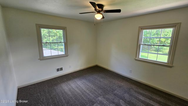 4117 Nachand Ln, Louisville, KY 40218