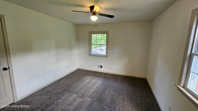 4117 Nachand Ln, Louisville, KY 40218