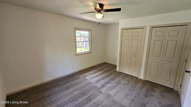 4117 Nachand Ln, Louisville, KY 40218
