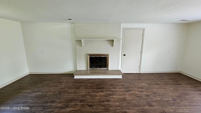 4117 Nachand Ln, Louisville, KY 40218