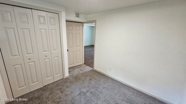 4117 Nachand Ln, Louisville, KY 40218