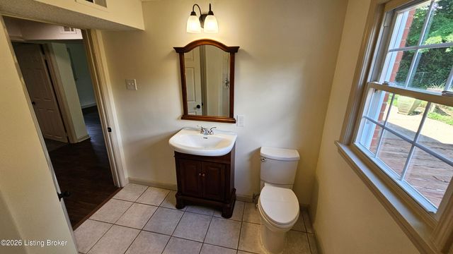 4117 Nachand Ln, Louisville, KY 40218