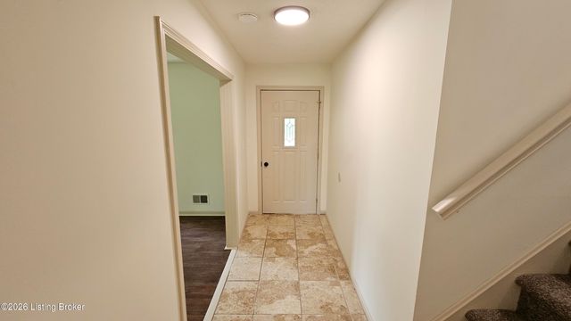 4117 Nachand Ln, Louisville, KY 40218
