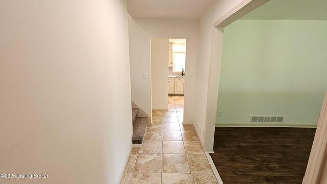 4117 Nachand Ln, Louisville, KY 40218