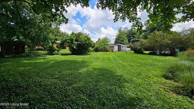 4117 Nachand Ln, Louisville, KY 40218