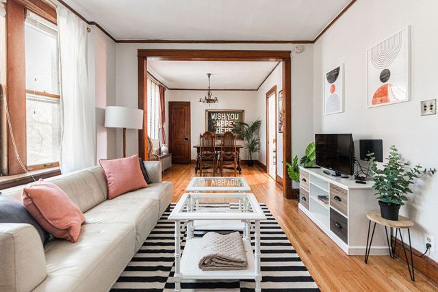 3851 W Belden Avenue 1R, Chicago, IL 60647