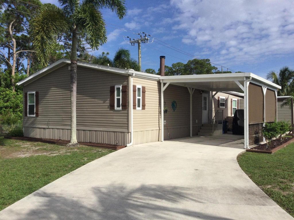 83 Spanish Way, Port St Lucie, FL 34952
