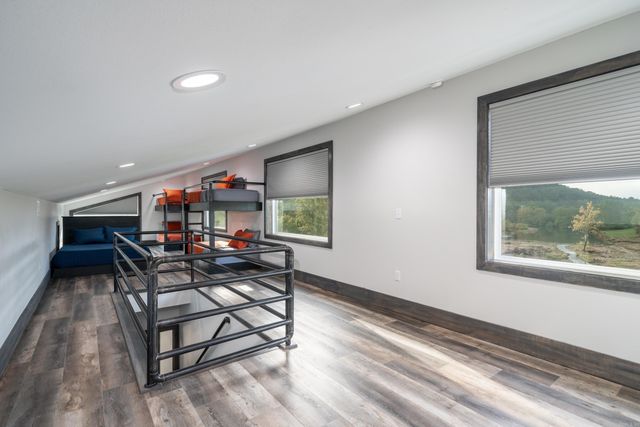 348 Traquil Ln, Glenwood, AR 71943