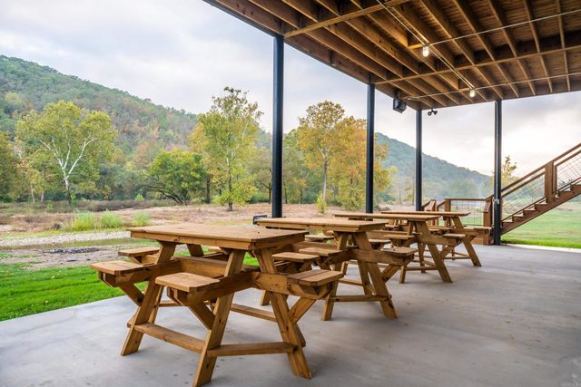 348 Traquil Ln, Glenwood, AR 71943