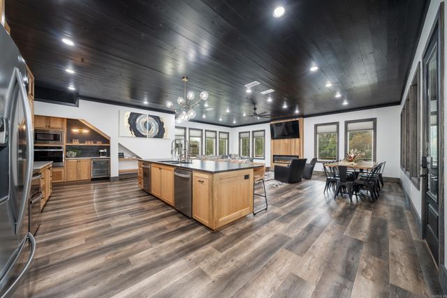 348 Traquil Ln, Glenwood, AR 71943