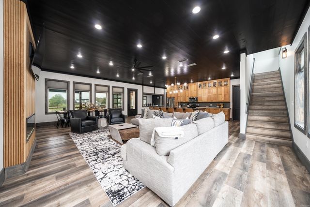 348 Traquil Ln, Glenwood, AR 71943