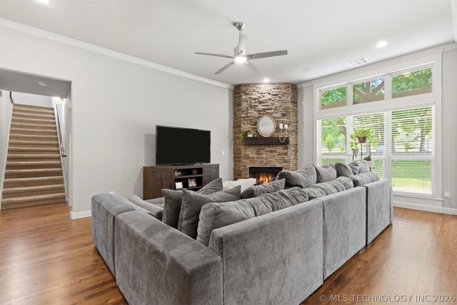 11008 S Sycamore Street, Jenks, OK 74037