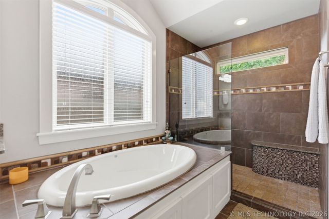 11008 S Sycamore Street, Jenks, OK 74037