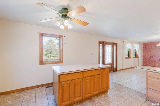 17643 Fowler School Road, Pittsburg, IL 62974