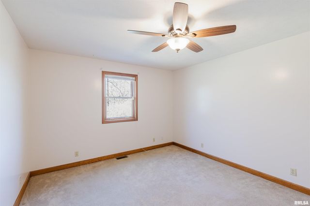 17643 Fowler School Road, Pittsburg, IL 62974