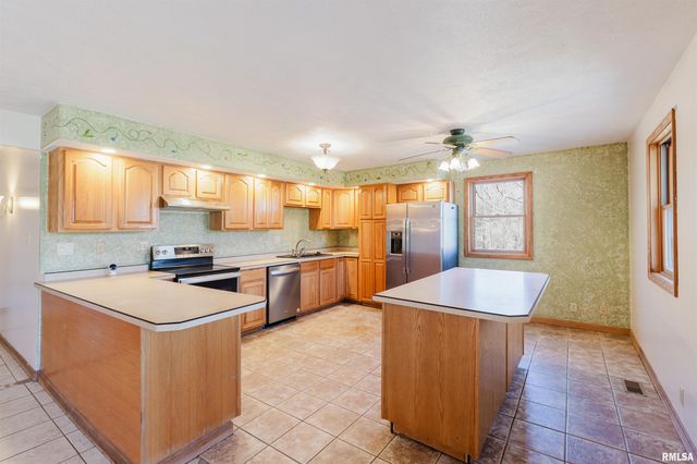 17643 Fowler School Road, Pittsburg, IL 62974