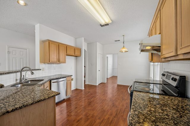 3900 SENNEN Circle, Plano, TX 75025