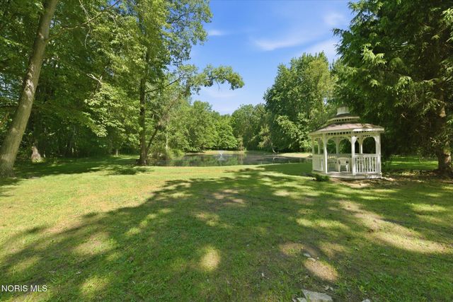 3604 Co Rd 2, Swanton, OH 43558