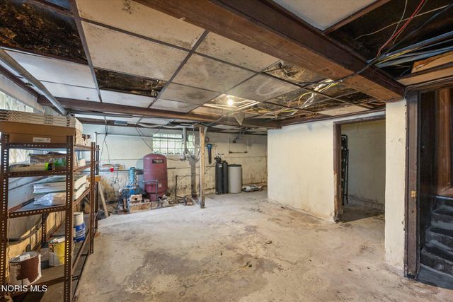 3604 Co Rd 2, Swanton, OH 43558