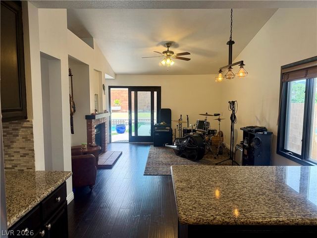 4861 Torrence Drive, Las Vegas, NV 89103