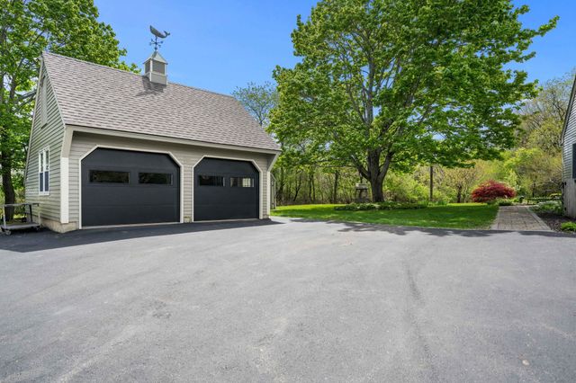 15 Prescott Lane, Hampton Falls, NH 03844