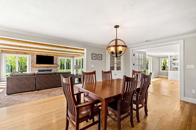 15 Prescott Lane, Hampton Falls, NH 03844