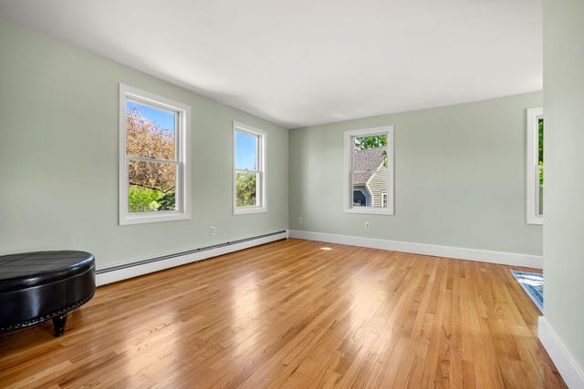 15 Prescott Lane, Hampton Falls, NH 03844