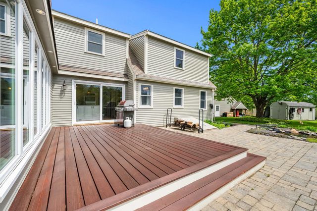 15 Prescott Lane, Hampton Falls, NH 03844