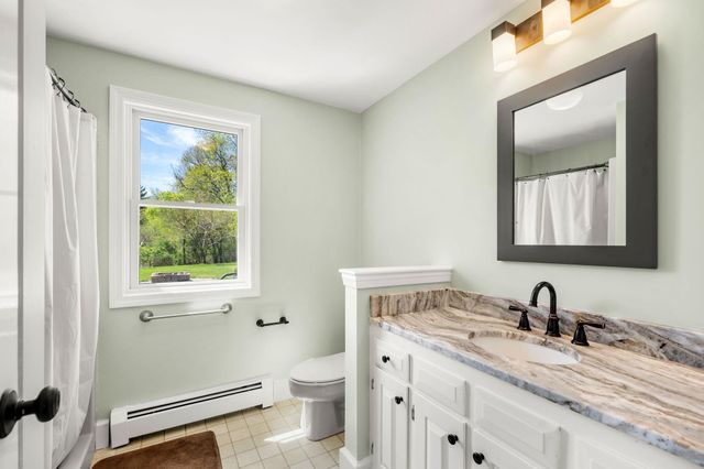 15 Prescott Lane, Hampton Falls, NH 03844