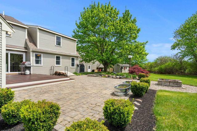 15 Prescott Lane, Hampton Falls, NH 03844