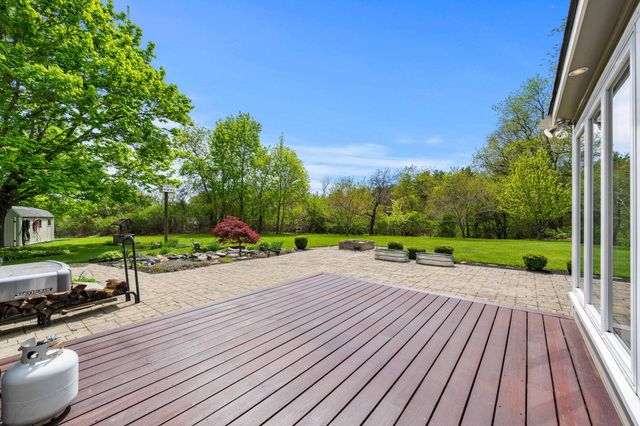 15 Prescott Lane, Hampton Falls, NH 03844