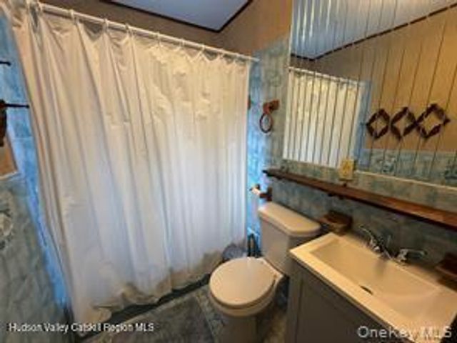 1441 Ulster Heights Road, Ellenville, NY 12428