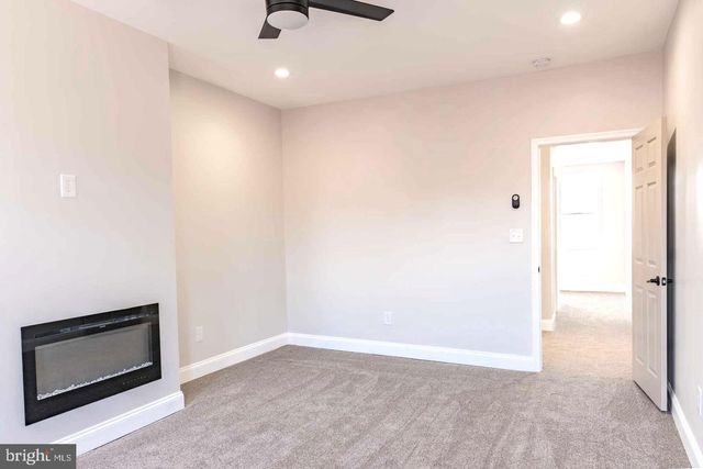 1136 N CAREY ST, Baltimore, MD 21217
