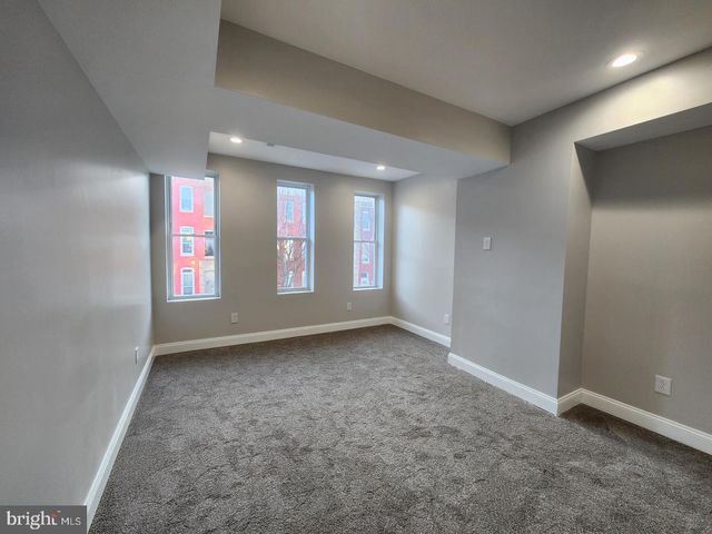 1136 N CAREY ST, Baltimore, MD 21217