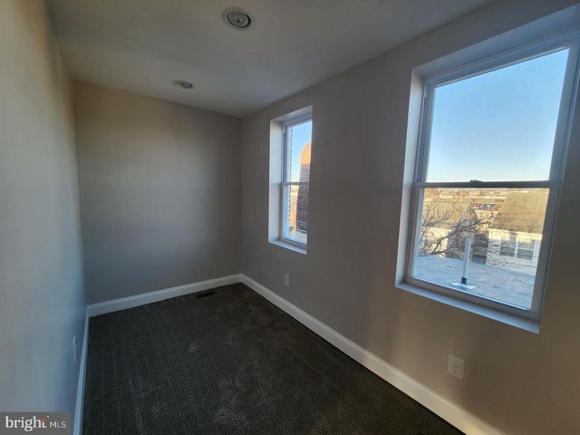 1136 N CAREY ST, Baltimore, MD 21217