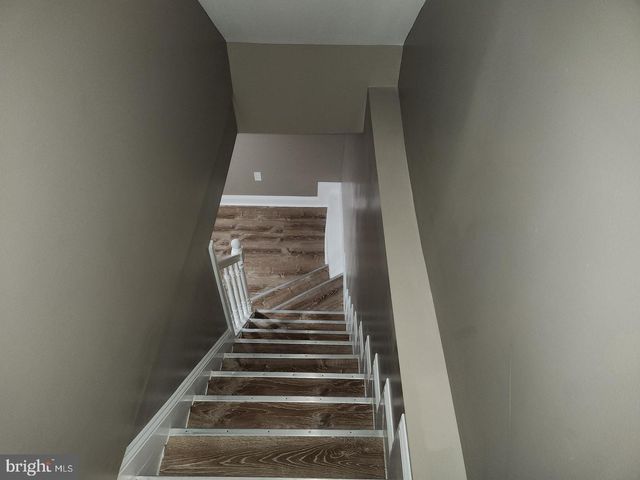 1136 N CAREY ST, Baltimore, MD 21217
