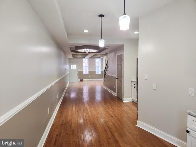 1136 N CAREY ST, Baltimore, MD 21217