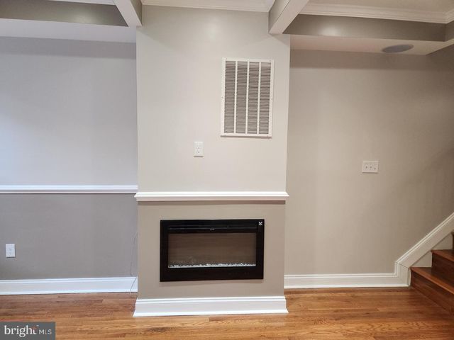 1136 N CAREY ST, Baltimore, MD 21217