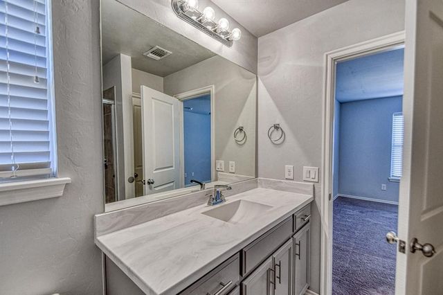 6805 NW 157th Terrace, Edmond, OK 73013