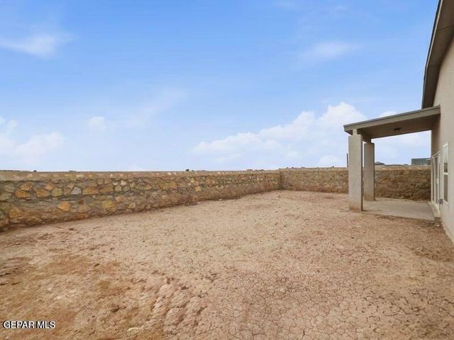 11365 Hidalgo Drive, Socorro, TX 79927