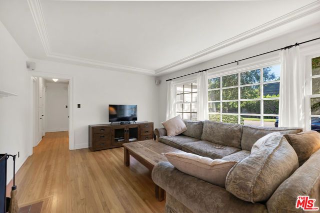 11951 Landale Street, Studio City (los Angeles), CA 91607