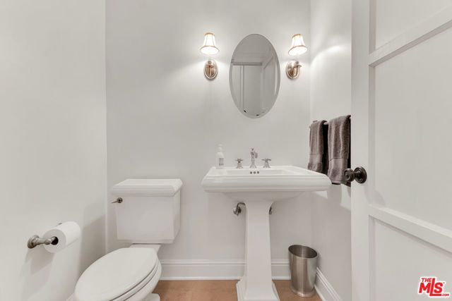 11951 Landale Street, Studio City (los Angeles), CA 91607