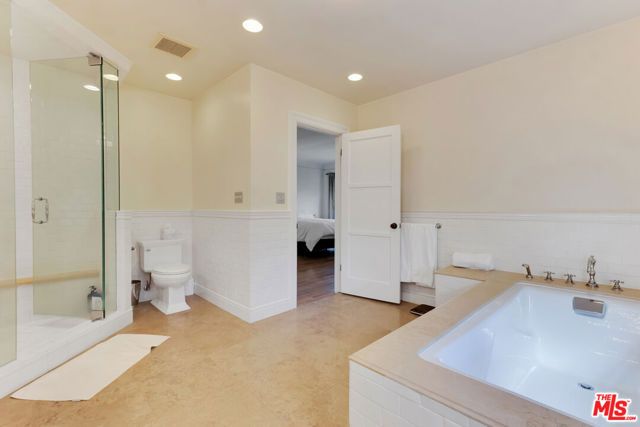 11951 Landale Street, Studio City (los Angeles), CA 91607