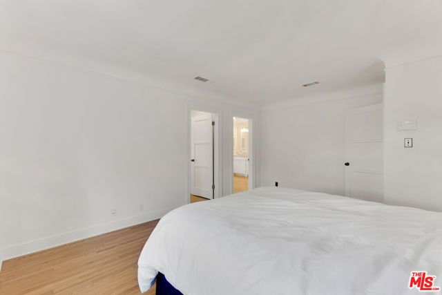 11951 Landale Street, Studio City (los Angeles), CA 91607