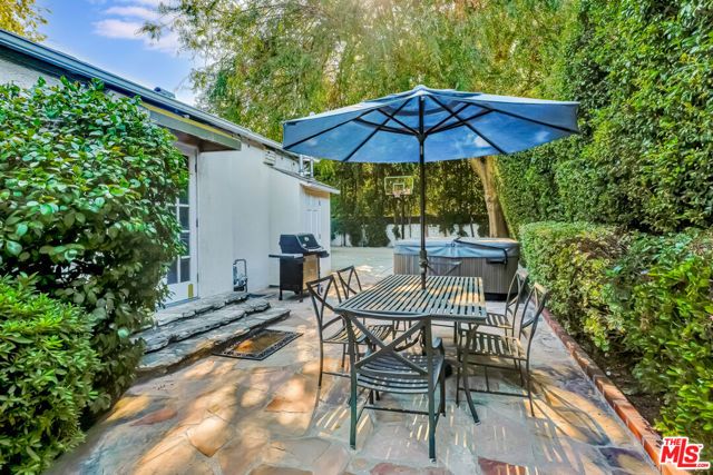 11951 Landale Street, Studio City (los Angeles), CA 91607