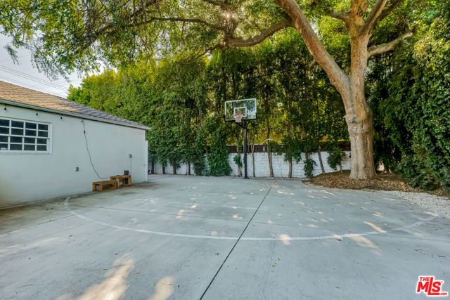 11951 Landale Street, Studio City (los Angeles), CA 91607