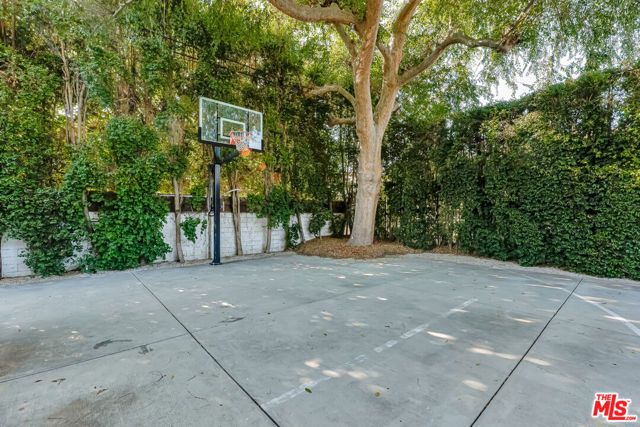 11951 Landale Street, Studio City (los Angeles), CA 91607