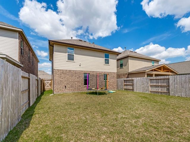 938 Mockingbird Passage Drive, Beasley, TX 77417