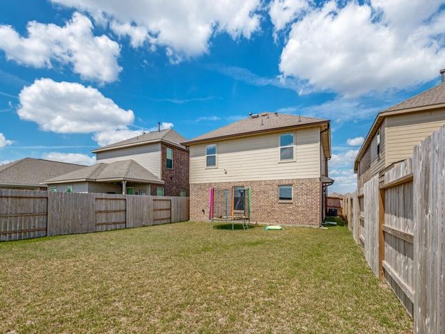 938 Mockingbird Passage Drive, Beasley, TX 77417